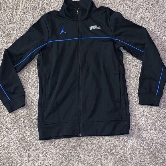 Women’s Black Jordan Nike UCLA full zip Track Jacket w/ Pockets size small - Picture 1 of 10